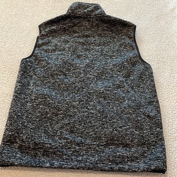 Vest - Picture 6 of 6